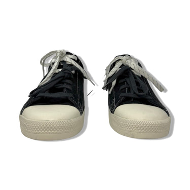 Converse Contrast Lace Chuck Taylor Low Top Sneakers