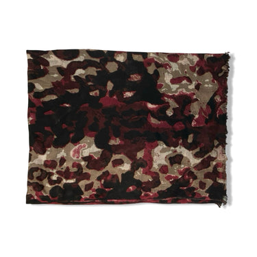 Patterned Frayed Trim Scarf