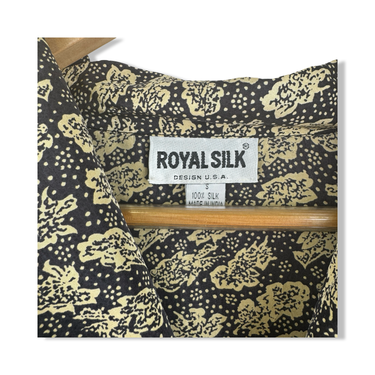 Vintage Royal Silk Patterned Button Down Top