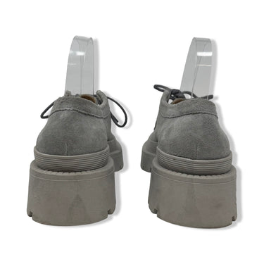 te. shoes Lace up Loafers