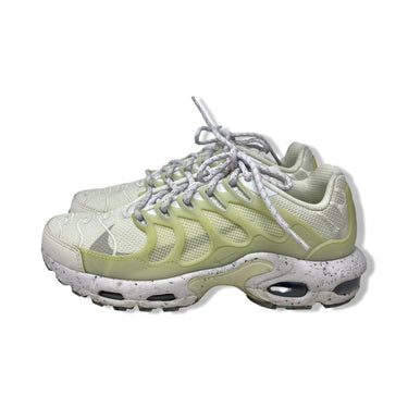 Nike Air Max Terrascape Lace Up Sneakers