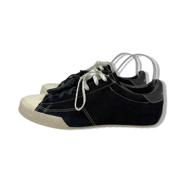 Converse Contrast Lace Chuck Taylor Low Top Sneakers