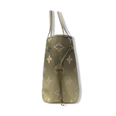 Louis Vuitton Spring In the City Gradient Monogram Neverfull MM