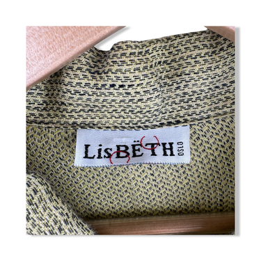 Vintage Lisbeth Patterned Button Down Top