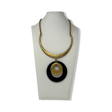 Vintage R.J. Graziano Hammered Metal Circle Pendant Necklace