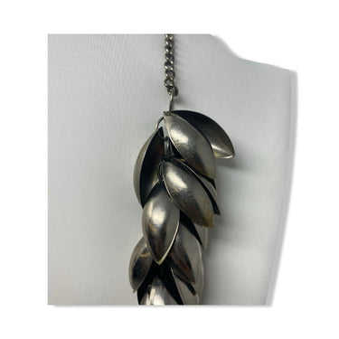 Metal Leaf Chain Necklace